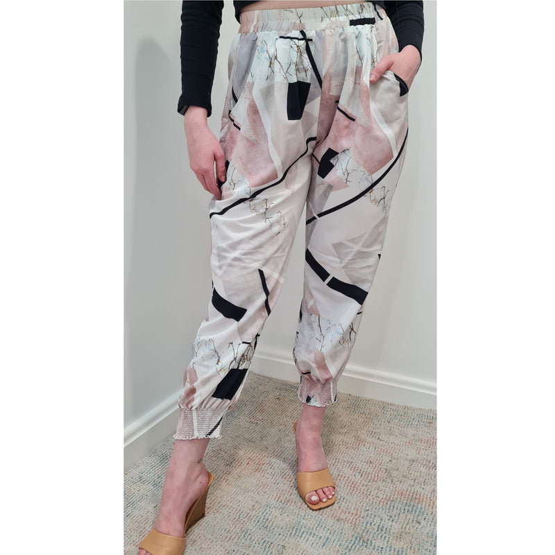 Applaud Print Pant in Pastel Abstract